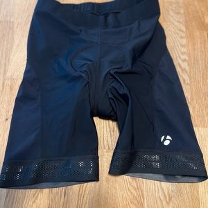Men’s padded cycling shorts size Medium. Used, like new.